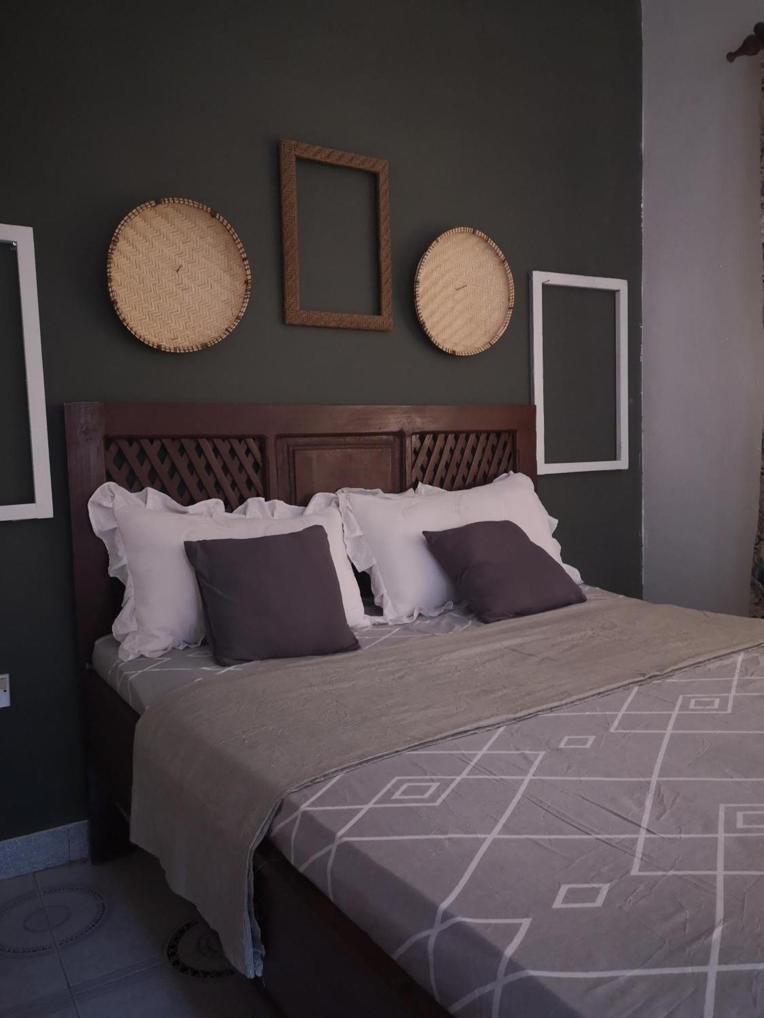 Bed and Breakfast Safari Adventures-House Аруша Номер фото
