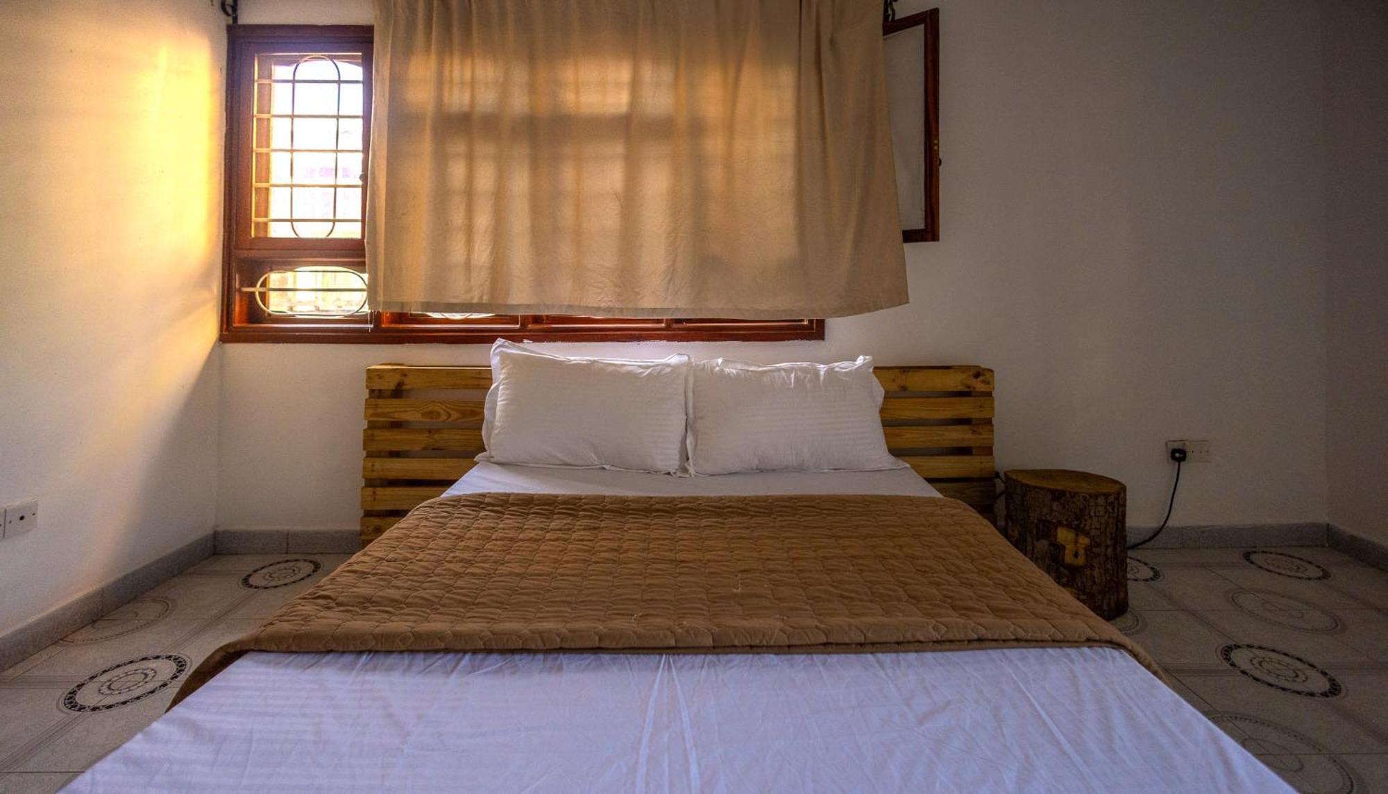 Bed and Breakfast Safari Adventures-House Аруша Экстерьер фото