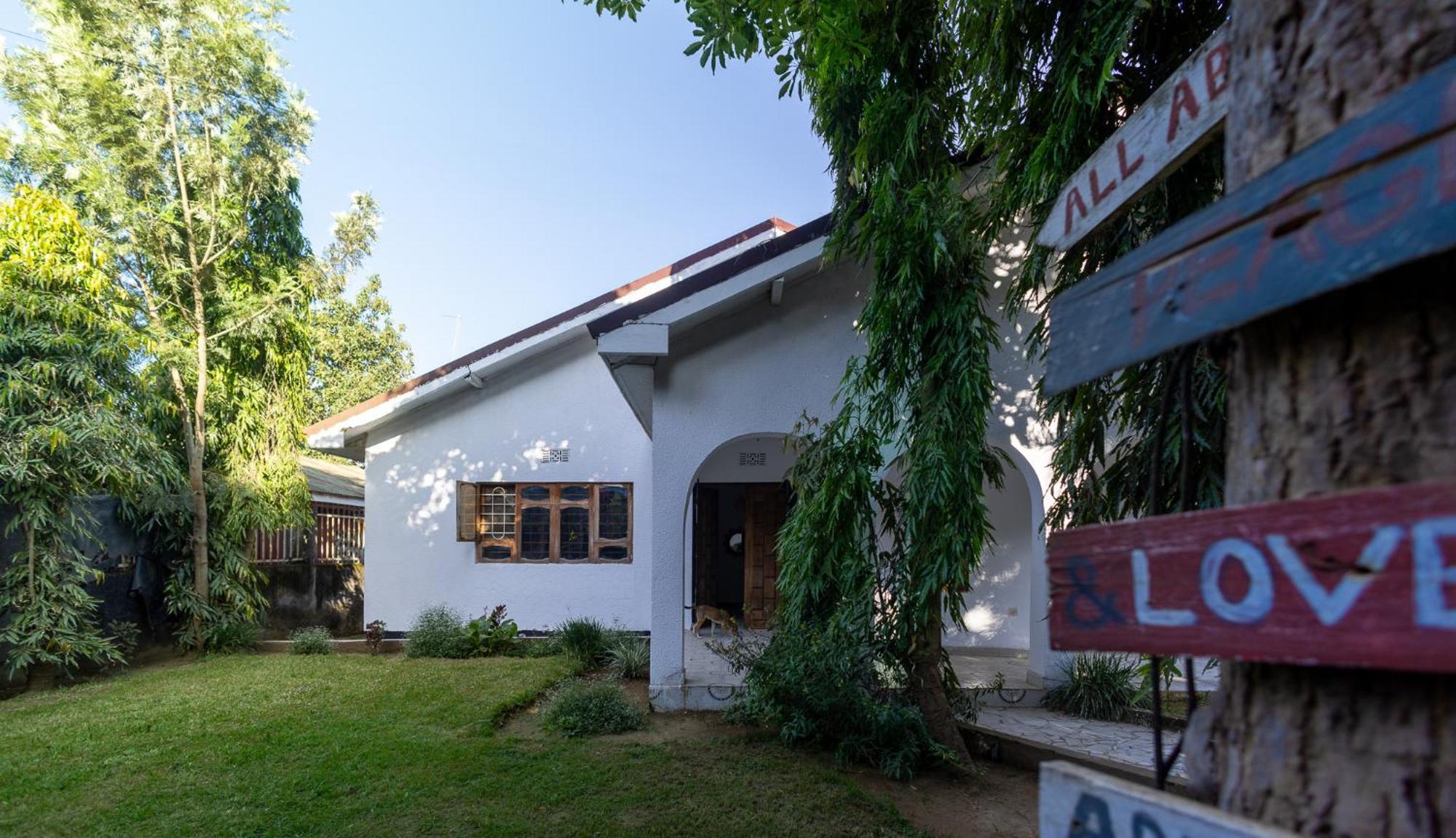 Bed and Breakfast Safari Adventures-House Аруша Экстерьер фото